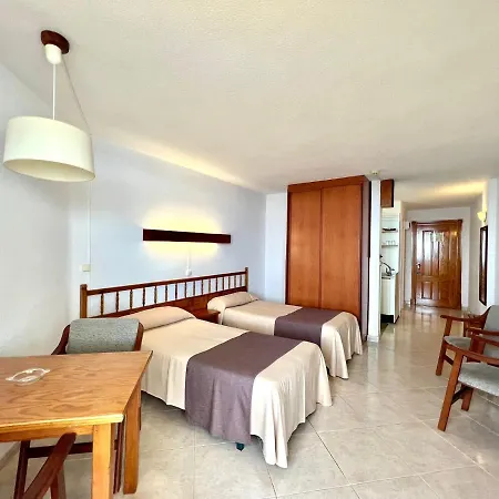 Lejlighed Studio With Breakfast Included And Heated Pool